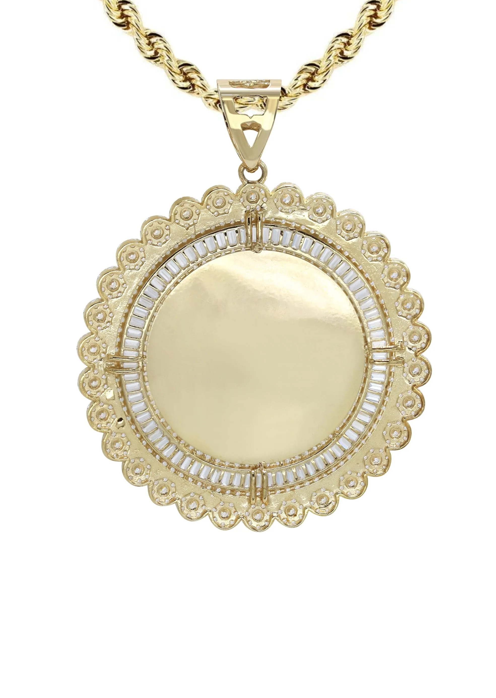 10K Yellow Gold Round Picture Necklace | Appx. 23.5 Grams