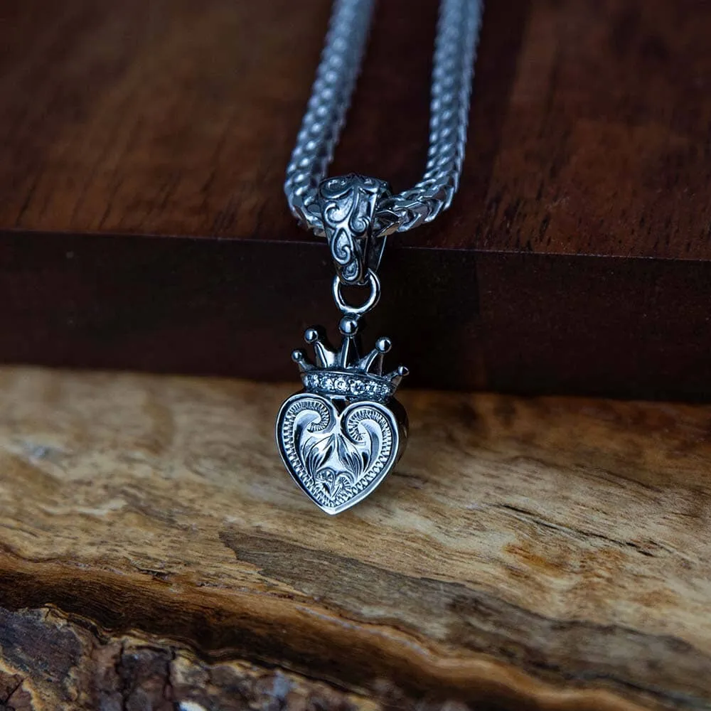 Black Queen's Heart Pendant