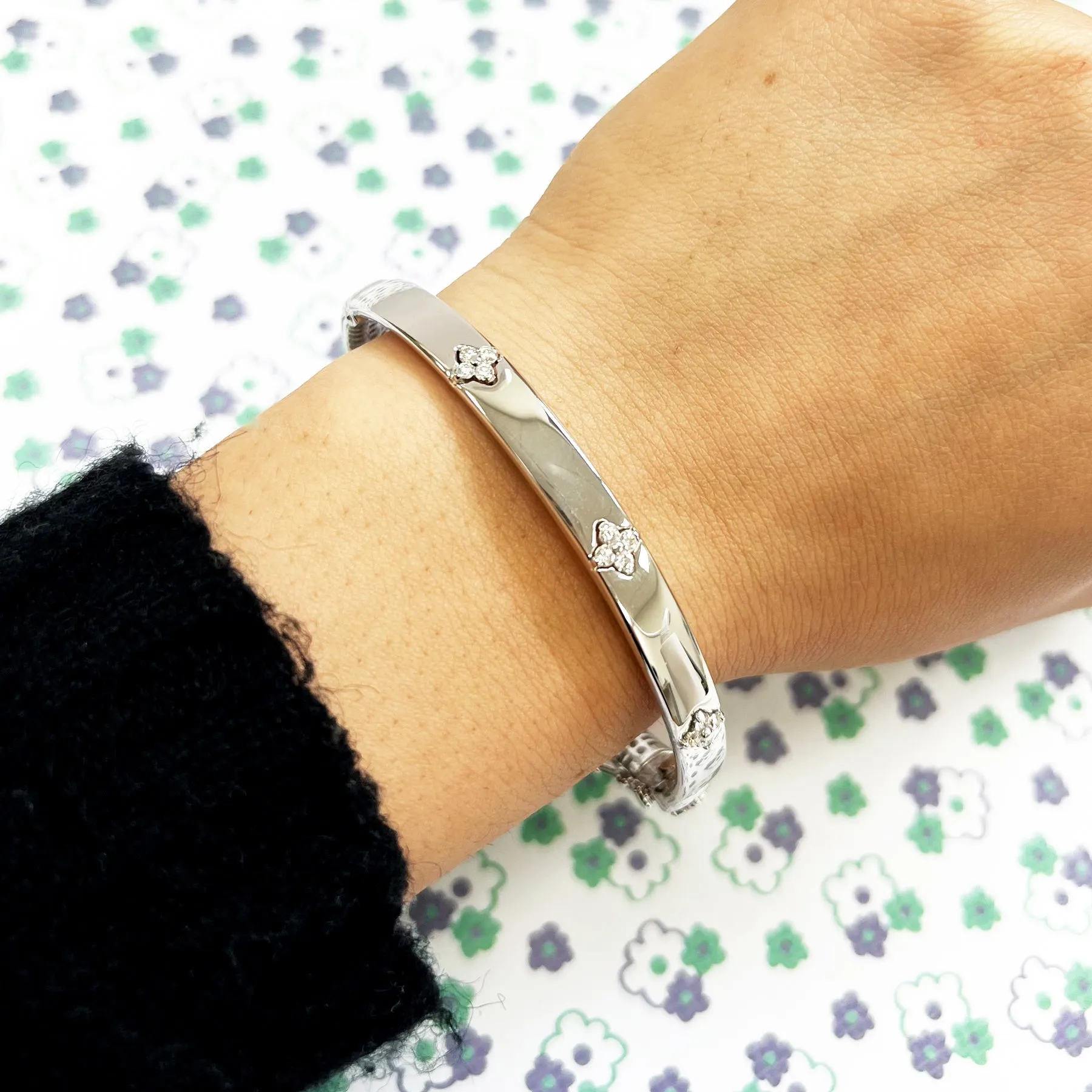 Diamond Clover Bangle