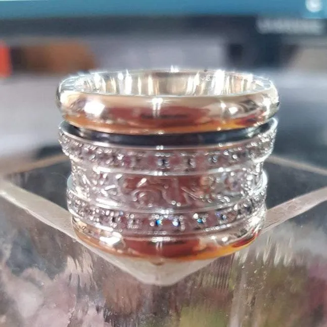 Fidget Rings for Women Spinner ring womens Israeli,  Ring Eternity Band. Gemstones Spinner Rings