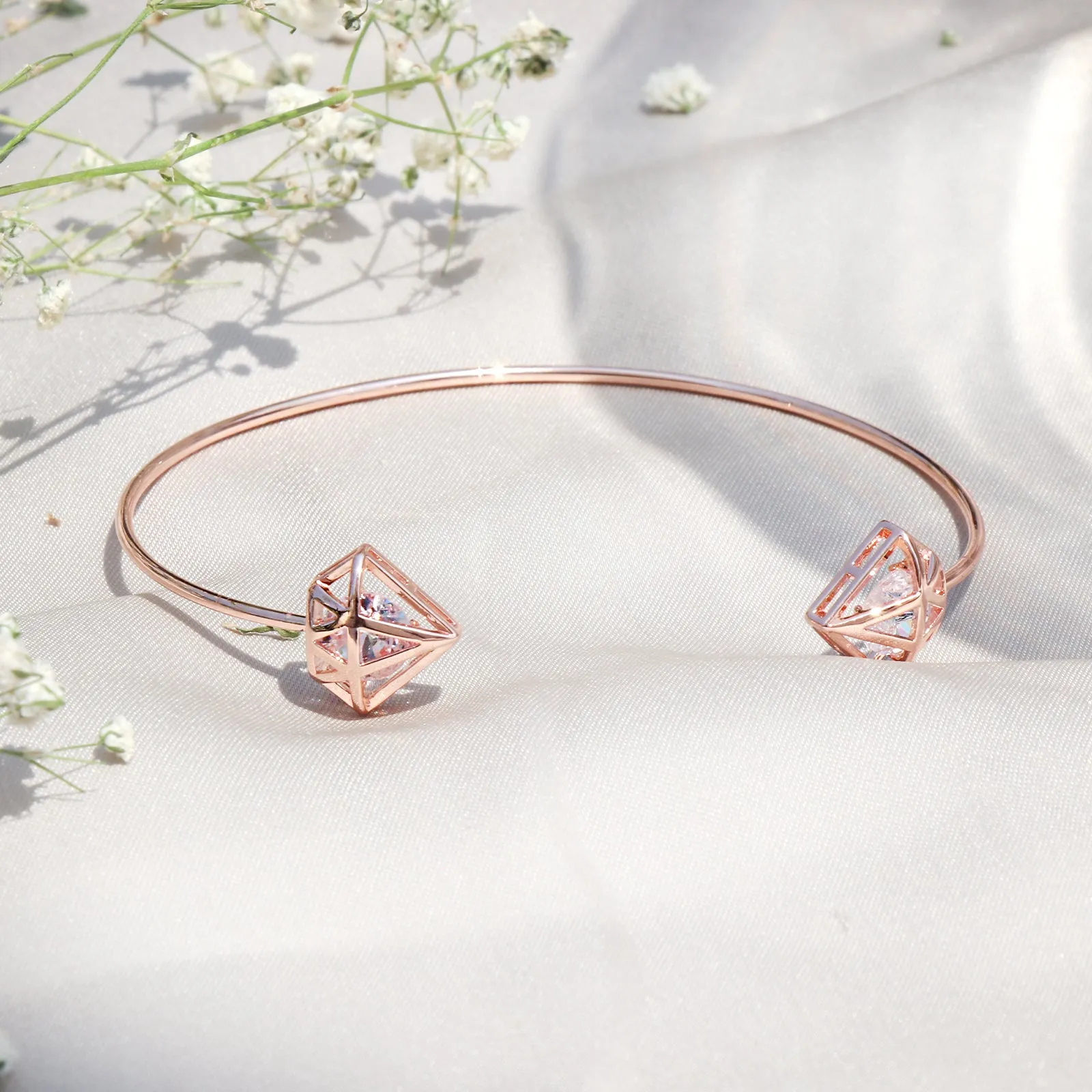 Gem Shaped Rosegold Open Cuff