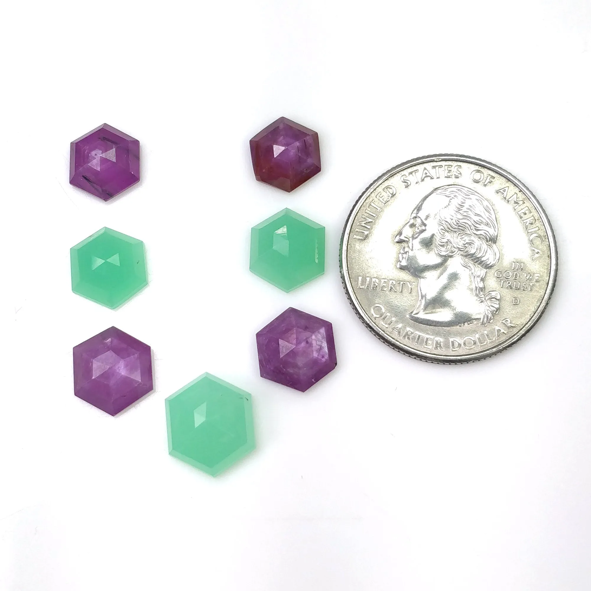 Green CHRYSOPRASE & Raspberry SAPPHIRE Gemstones Step Cut : 19.53cts Natural Untreated Hexagon Shape 9*8mm - 12*10mm 7pcs