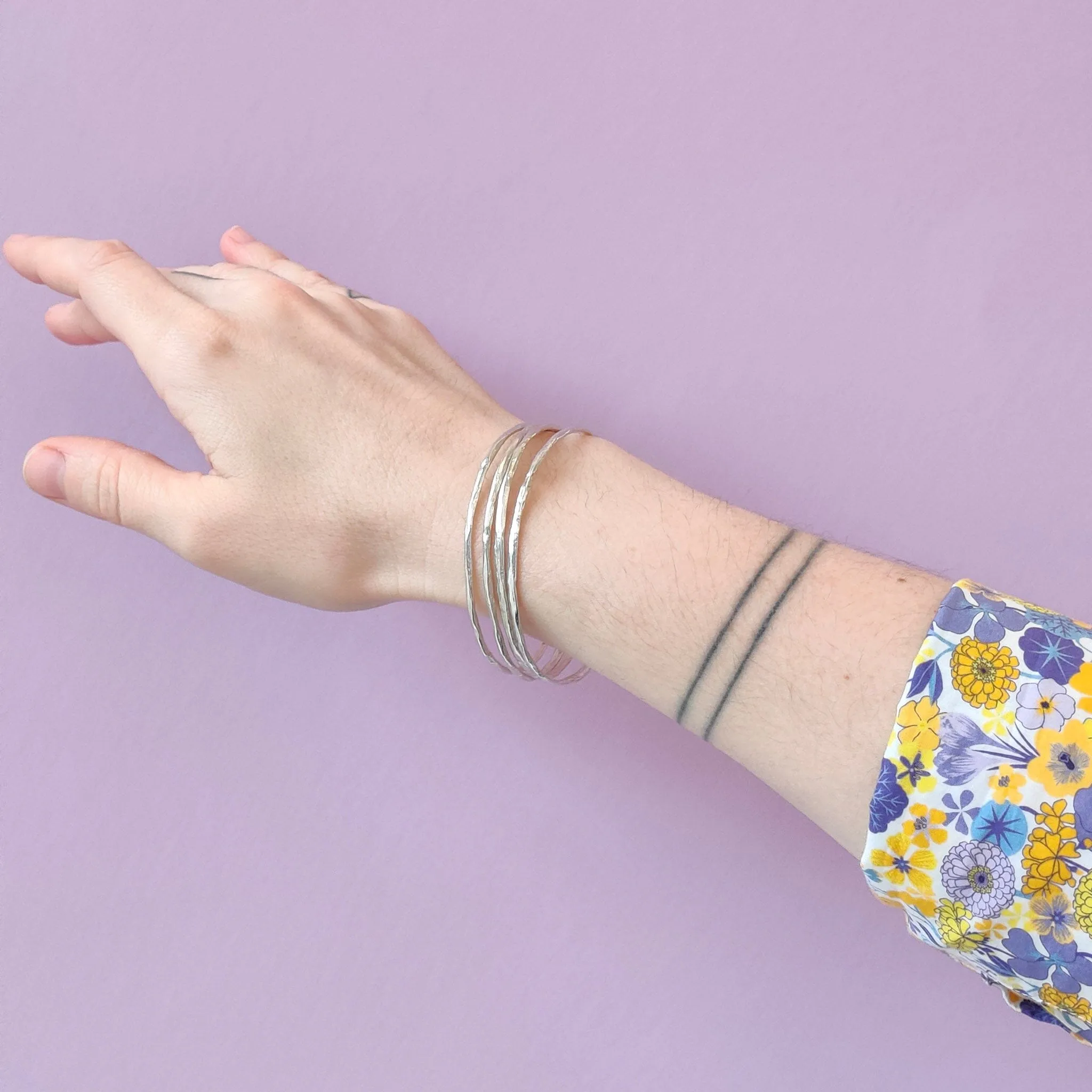 Hammered Bangle in Silver