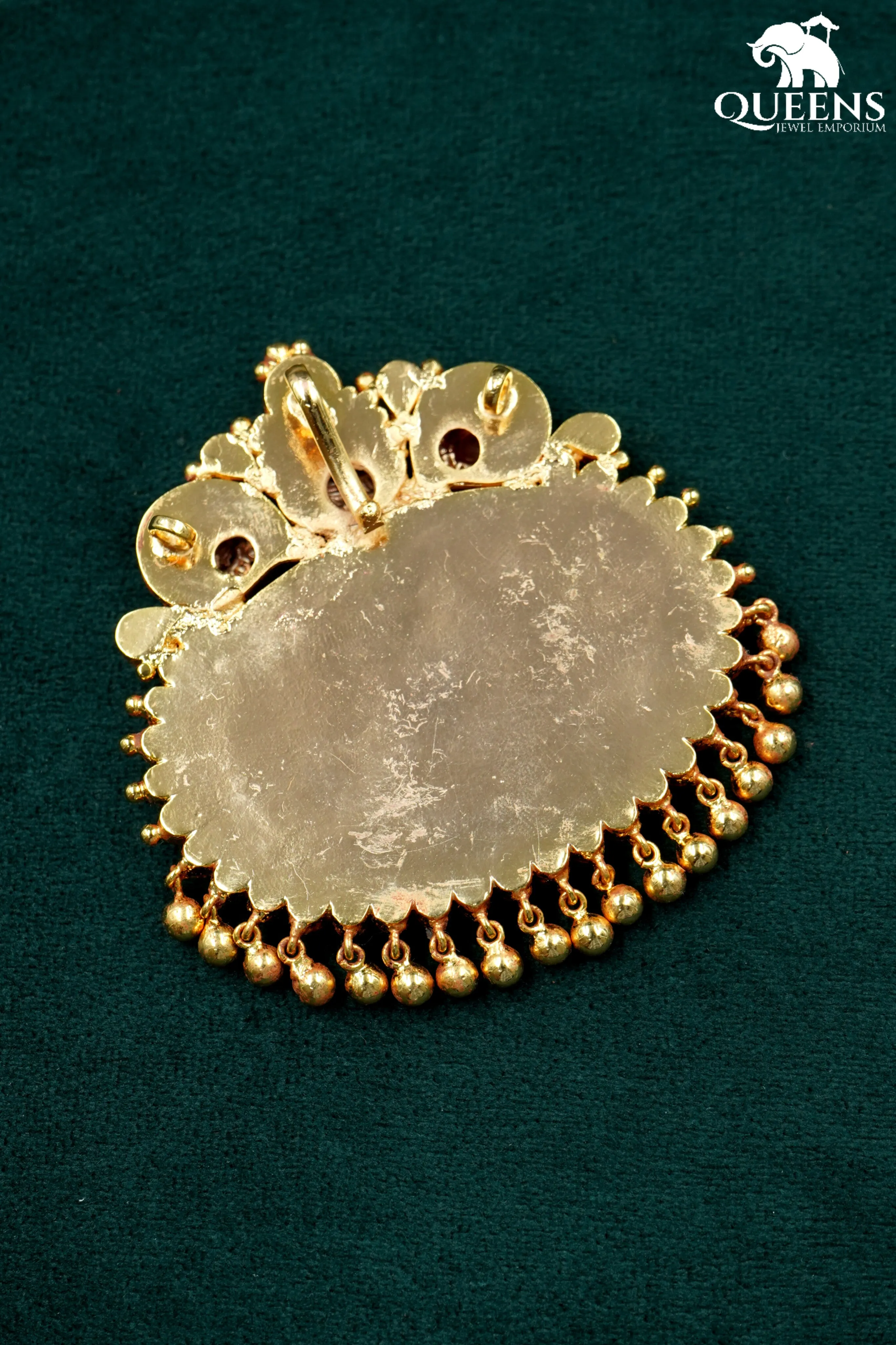 INDRANI KEMP PENDANT