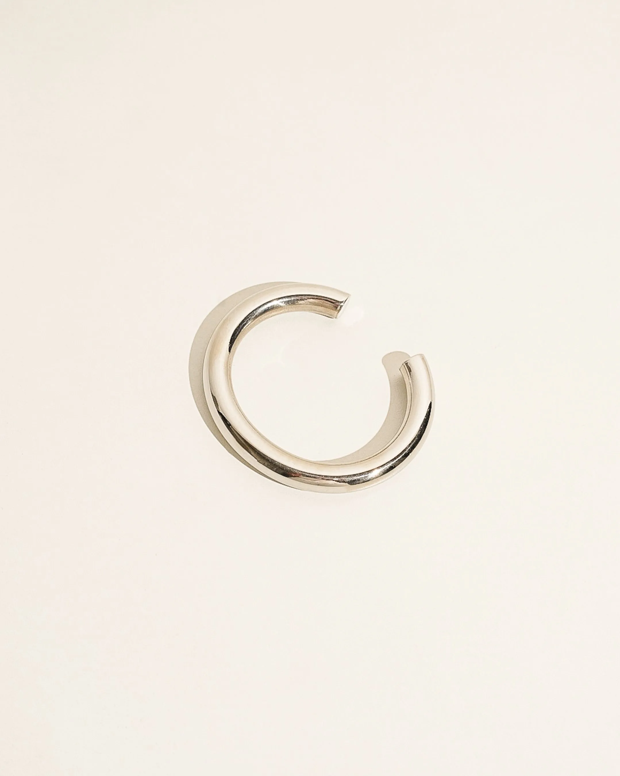 Kai Bangle (Silver)