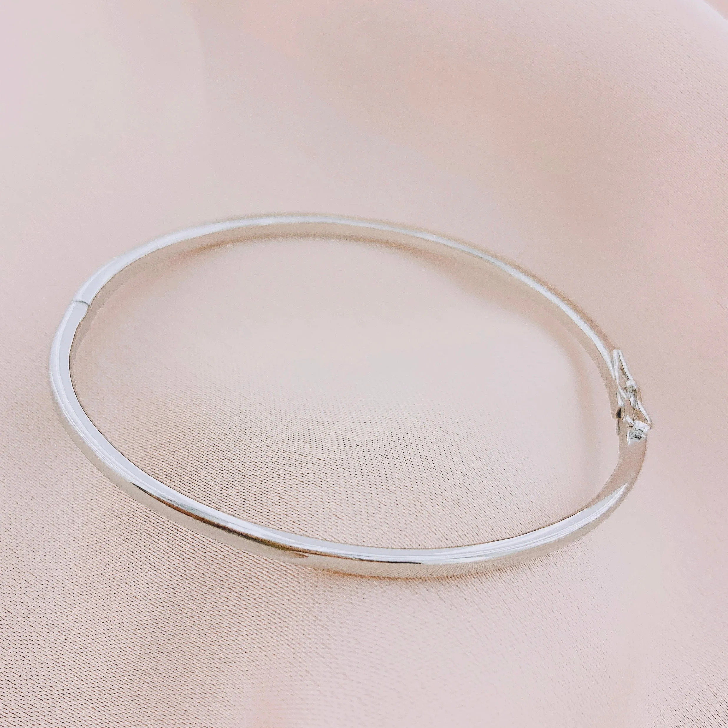 Women's Fashion Bangle